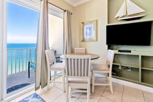 Inviting Gulf-front condo In Perdido Key with waterfront pool hot tub and oceanfront balcony
