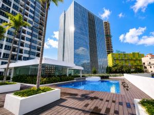 BRIGHTSTAY ONEBR HARBOURBAY R BALCONY 1MIN TO FERRy