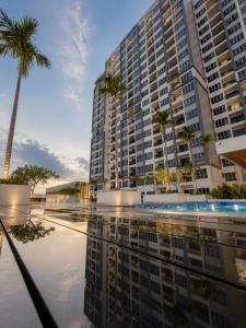 BRIGHTSTAY ONEBR HARBOURBAY R BALCONY 1MIN TO FERRy