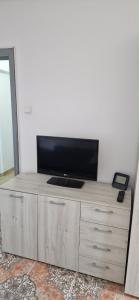 Sunny Studio Tomis