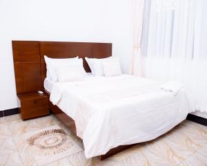Ayesiga Luxury Stays-Cozy King Suite II, Makumbusho