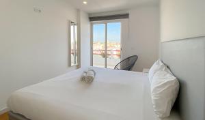 Penthouse Triplex com Jacuzzi T3 HsR Vilamarina