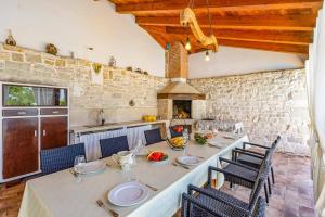 Villa Lanca by Villa Plus