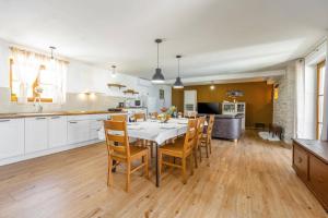 Villa Lanca by Villa Plus