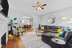 Spacious 3BR Near Botanical Garden | Quiet Corner House | Southwest Garden