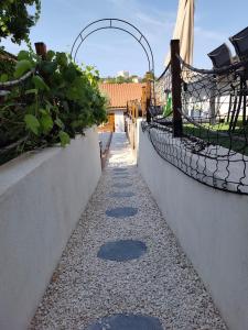Élégant T2 Jacuzzi et Piscine privatifs