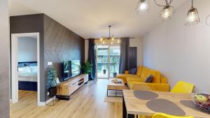 Apartament z tarasem i widokiem na rzekę WroApart-PL - Apartment with terrace and river view WroApart