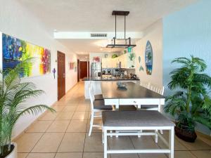 Wake Up to the Sea Oceanfront Retreat W207