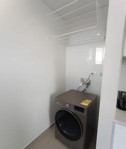 Edificio Area 93+