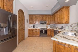 Bella Sirena 502-A Beachfront Luxury - Best Views, Best Location