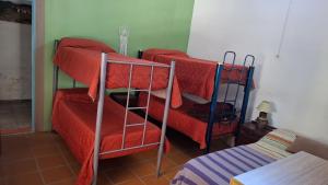 Casa con bajada al rio