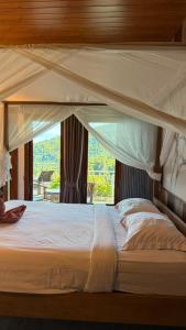 Adila Warung and Homestay
