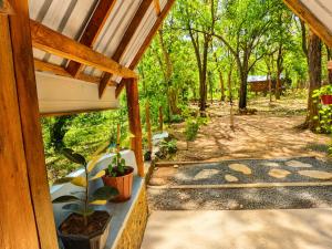 wood cabin sigiriya