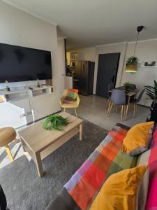 Céntrico dep 3 h 1 b - parking privado - calefacción AC- en el corazón de Rancagua