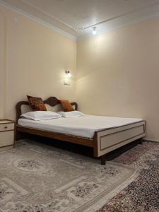 p&qs guest house
