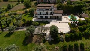 Villa Santoro ai TRE Ulivi con Piscina Privata
