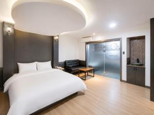 Hotel Midas