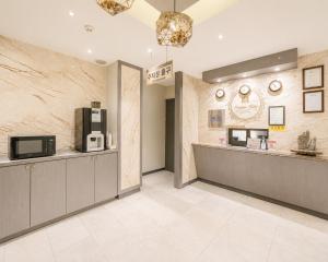 Hotel Midas