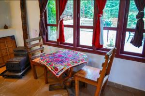 Tat Tvam Asi Organic Farm Stay - Minivet