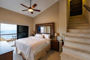Ocean View 2BR Condo with Beach Access in Cabo