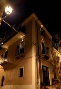 Civico 5