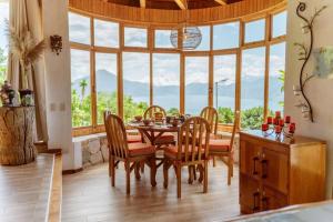 Cabin with Panoramic View of Lago Atitlán and Temazcal
