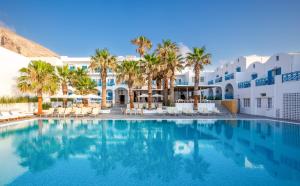 Kamari Beach Hotel