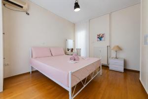 X20 Apartment in Glyfada Center