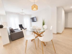Apartamento la Bodega con piscina