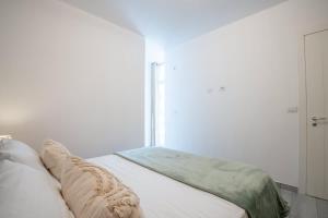 Sandy Steps Two-Bed - Family Cove