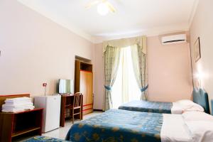 Quadruple Room room in Hotel Altavilla 9