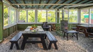 Ganghwa Badatgashimteo Pension