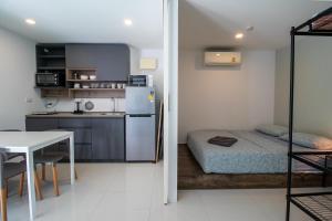 Mantra Beach Condominium, 2 bedrooms, Laem Mae Phim Beach