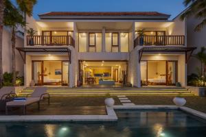 4BR Ocean View Villa with Pool - Bingin