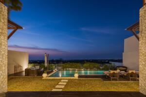 4BR Ocean View Villa with Pool - Bingin