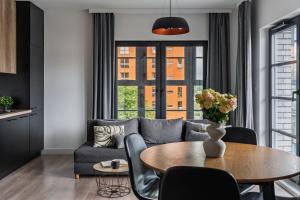 Flatbook - Riverside Loft Gdańsk Apartments with Parking