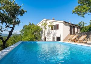 Welcoming House in Poljica with Private Pool