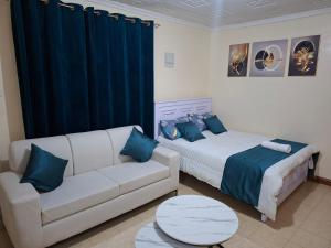 Classic Studio - Ciaraini Nyeri