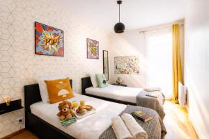 Spacious Family Apartment near Disneyland with Garden, AC and Parking
