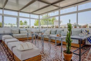 Riad Salt River