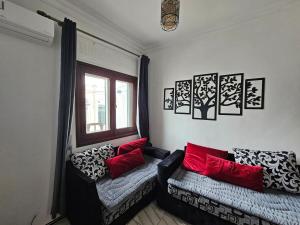 Central Tétouan 2BR Balcony & City Views