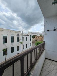 Central Tétouan 2BR Balcony & City Views