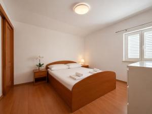 Roberto Seaside Apartments