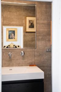 Charming Studio with Balcony in Pisticci - 45 m² with Parking