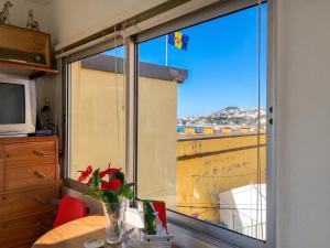 Cosy apartment in Funchal, sea and mountain views, 35 m²