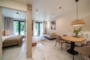 Apartament Vidok 113 by Warmia4Rent, przy samym jeziorze