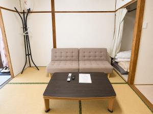 9人可能 黒門市場 けんちハウス