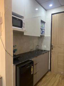 home stay and studios