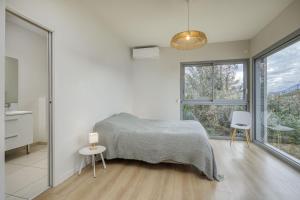 Wooden Villa 4