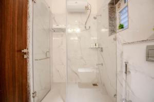 Staymaster Terra Nusa - Serene 4BHK with Pool and Gym in Siolim